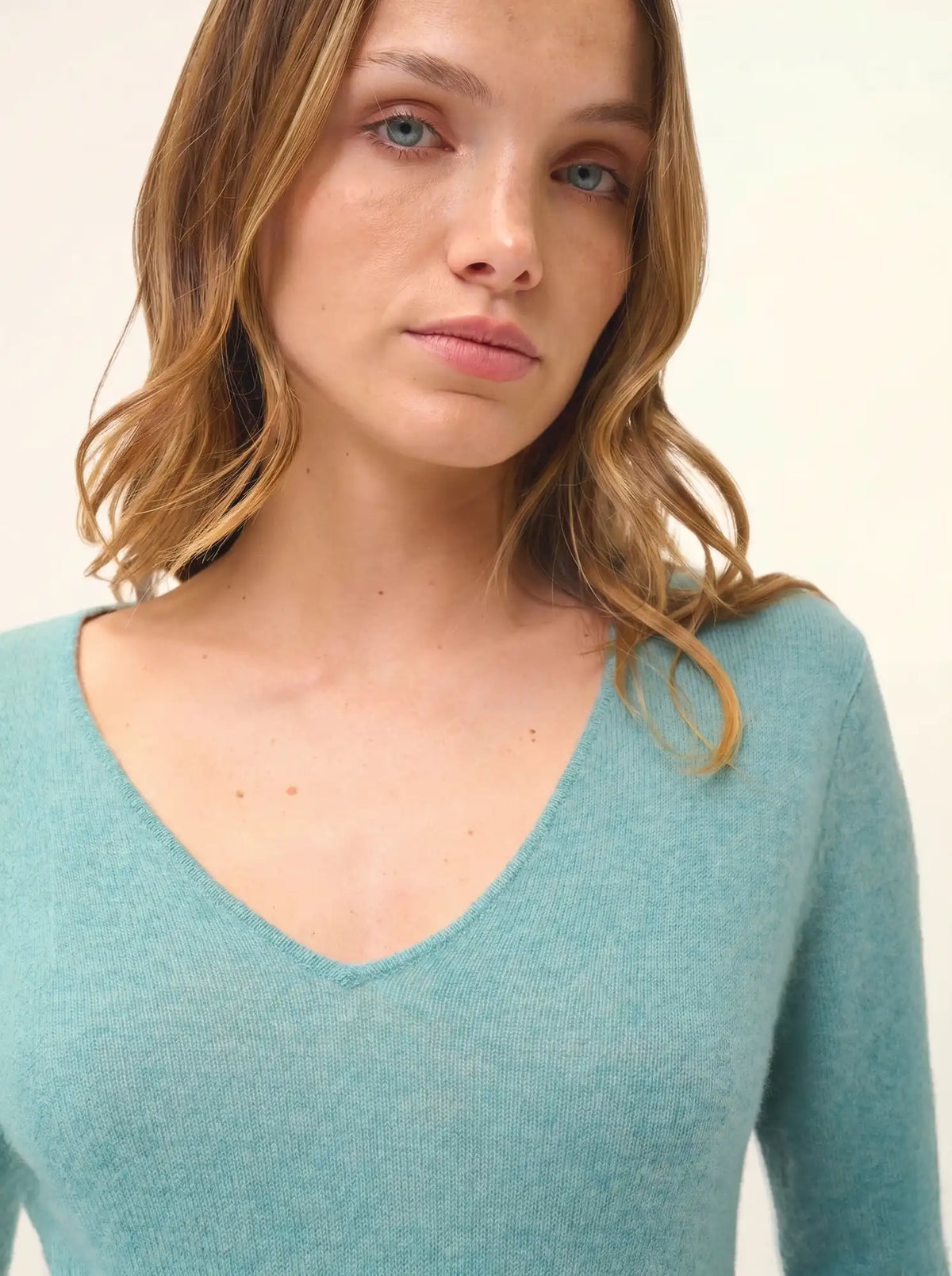 JOAN Pull Col V Vert Chiné