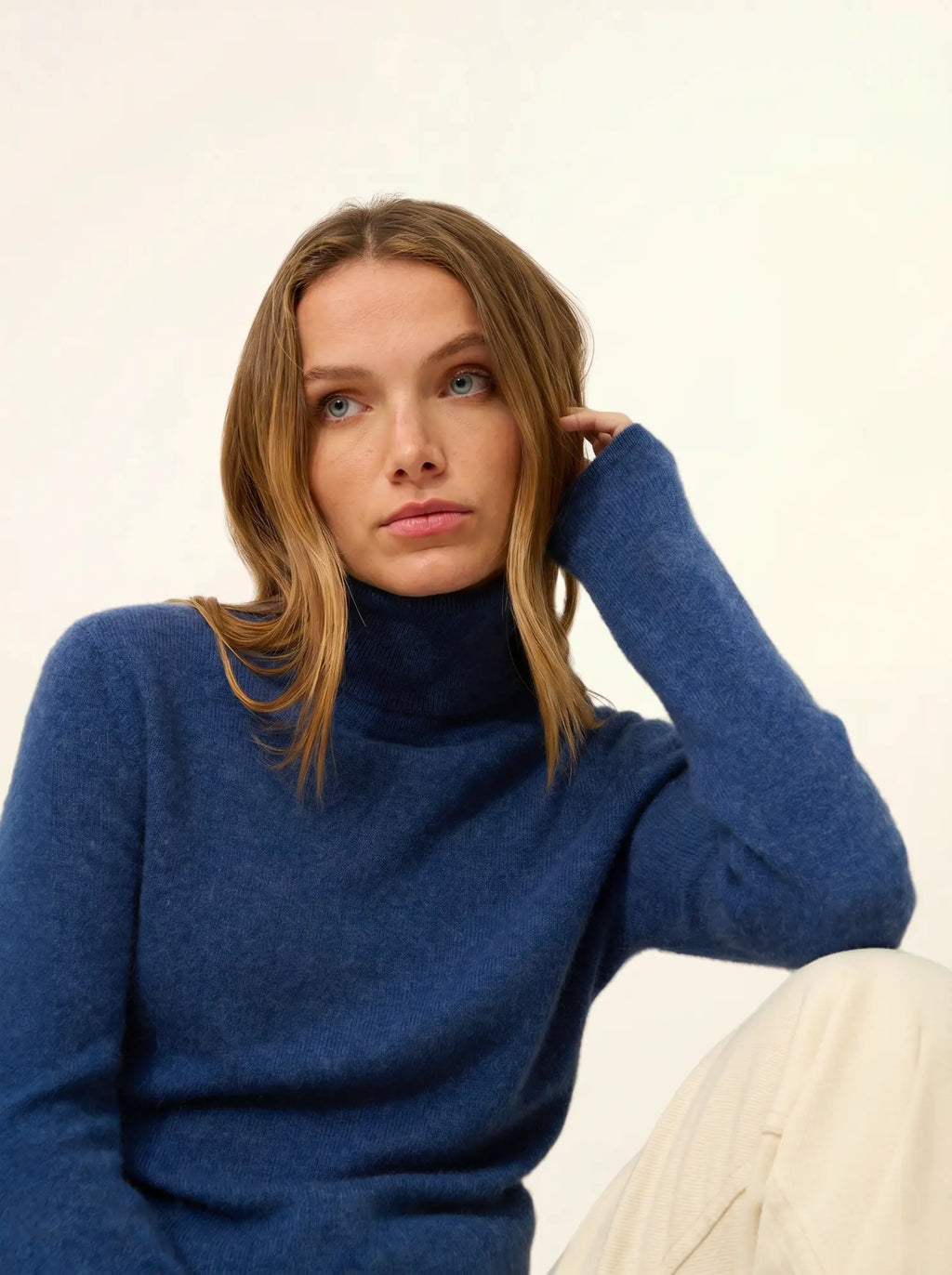 AVA Pullover Rollkragen Ozeanblau meliert