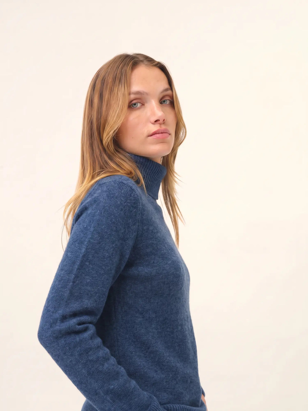 MATT Pull Col Roulé 4 Fils Bleu Denim