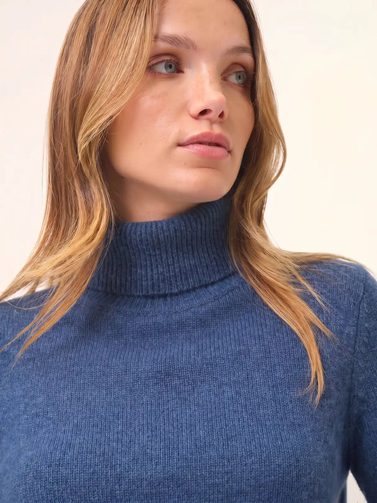 MATT Pull Col Roulé 4 Fils Bleu Denim