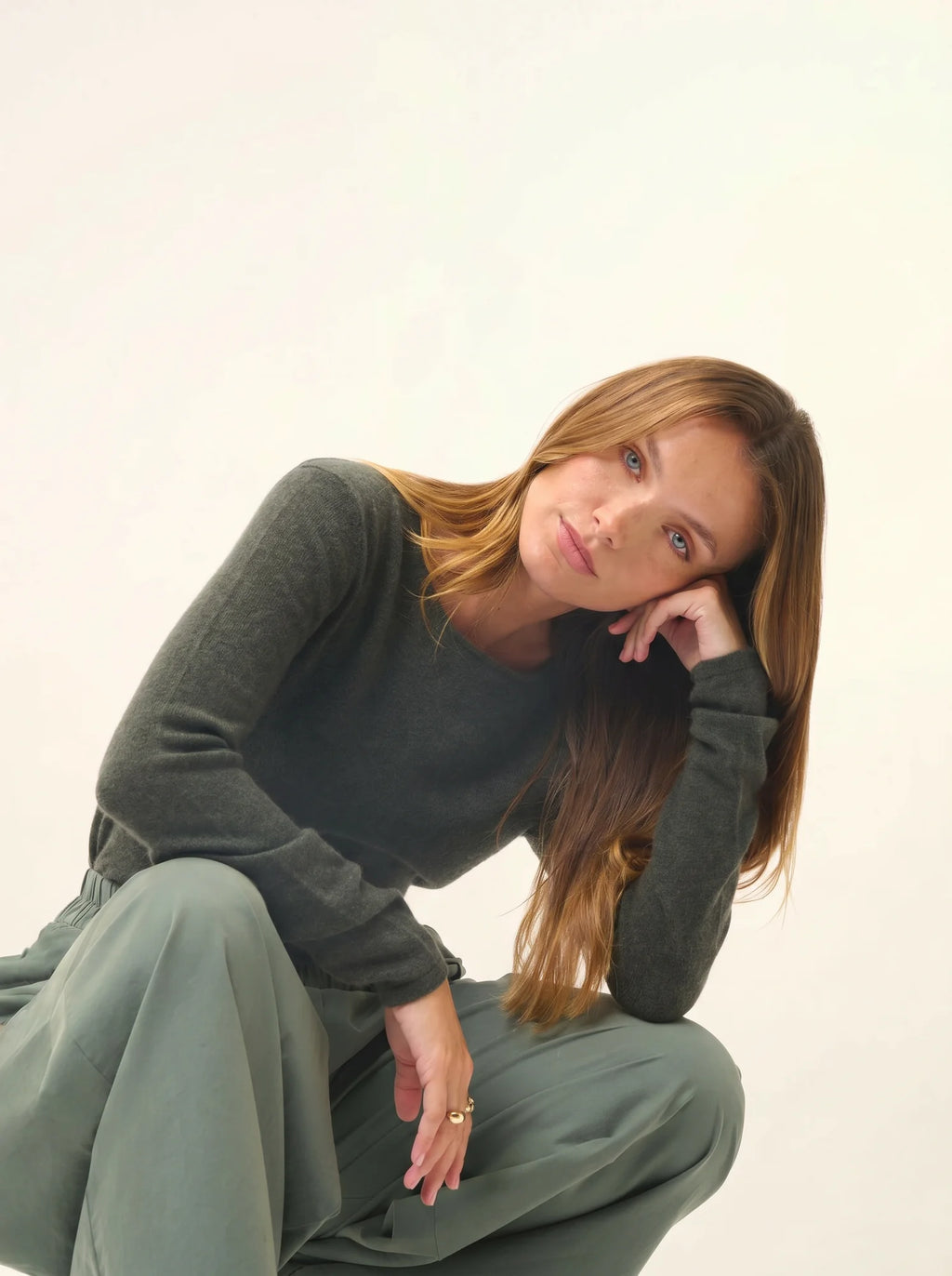VIVIAN Pullover Rundhalsausschnitt Khaki meliert
