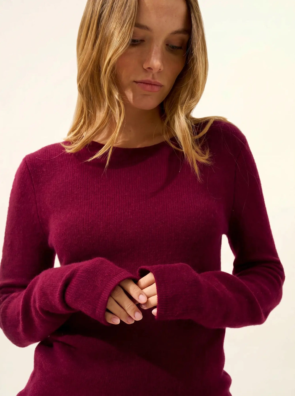 JOYCE Sweater Crew Neck 4 Ply Burgundy