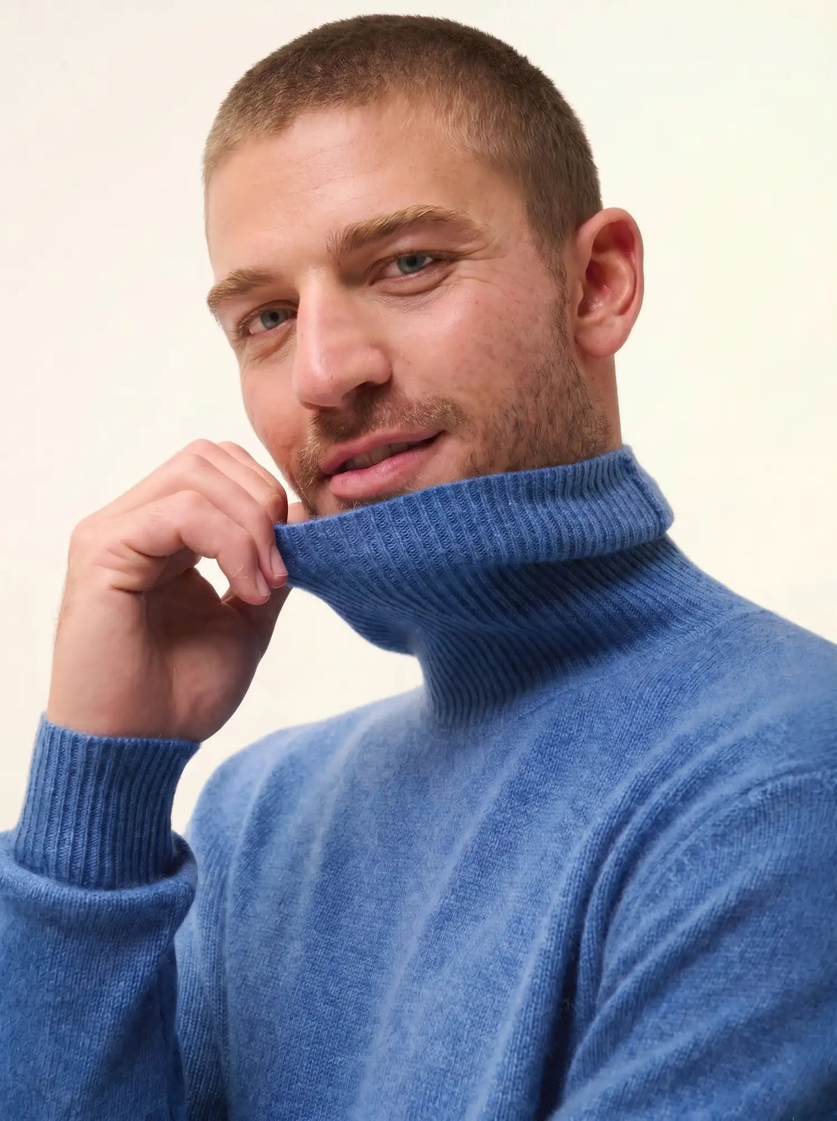 SACHA Pull Col Roulé 4 Fils Bleu Denim
