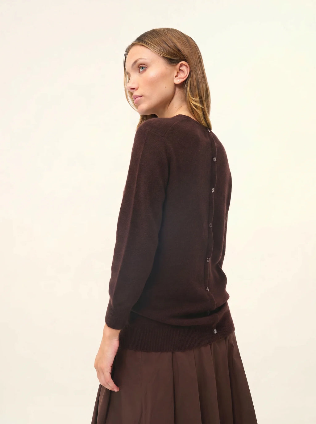 JANICE Pull Col Rond Boutonné Dos Choco