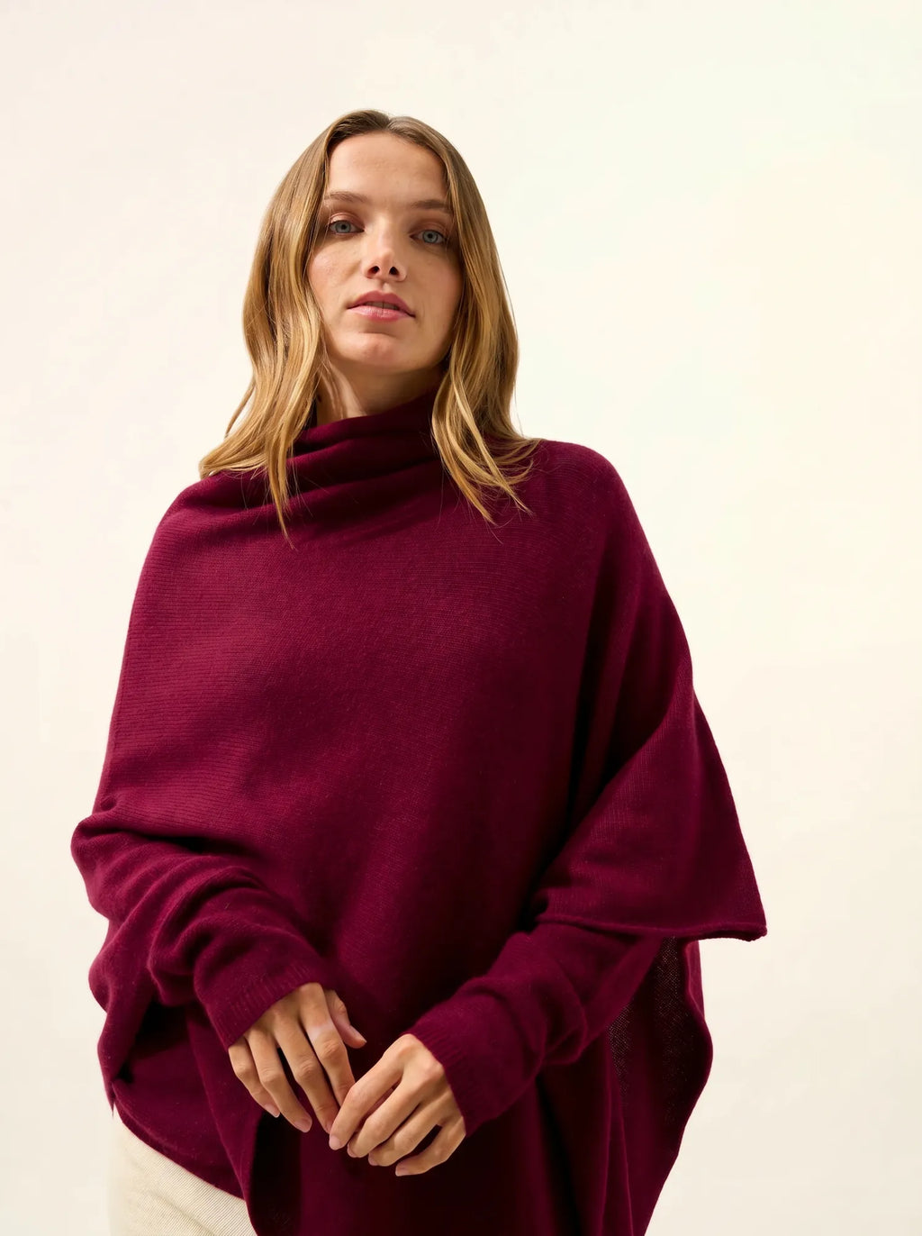 SALLY Poncho 4 Fils Bordeaux