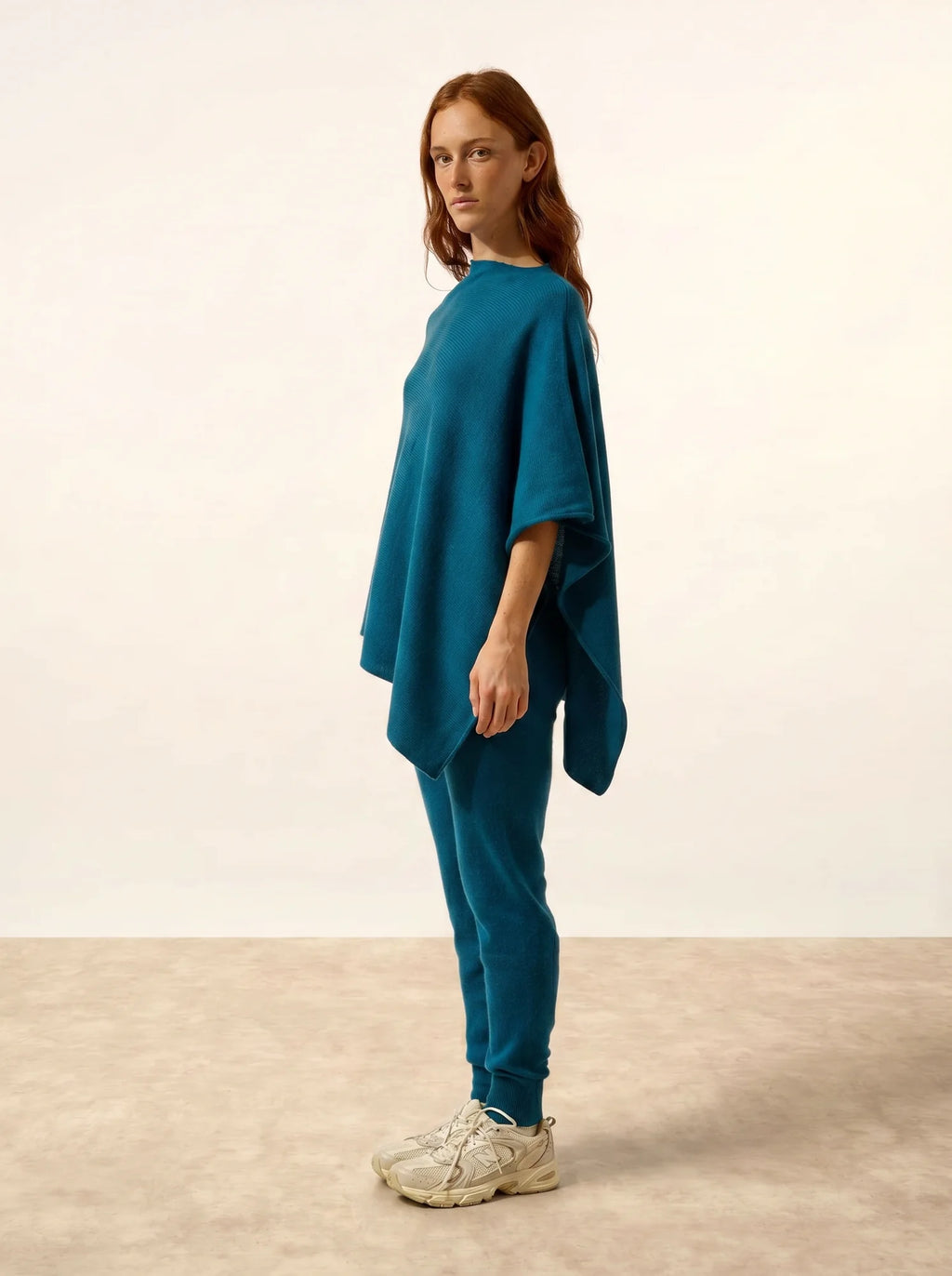 SALLY Poncho 4 Fils Paon