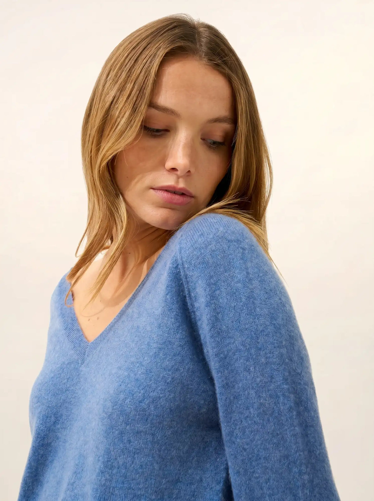 PHOEBE Pullover V-Ausschnitt Denimblau