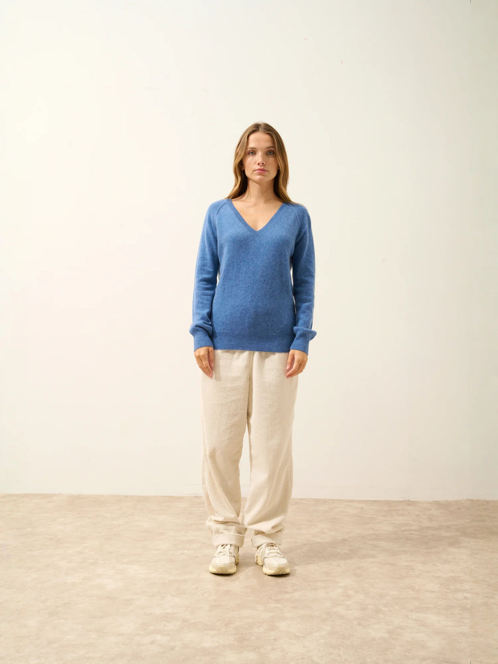 PHOEBE Pullover V-Ausschnitt Denimblau