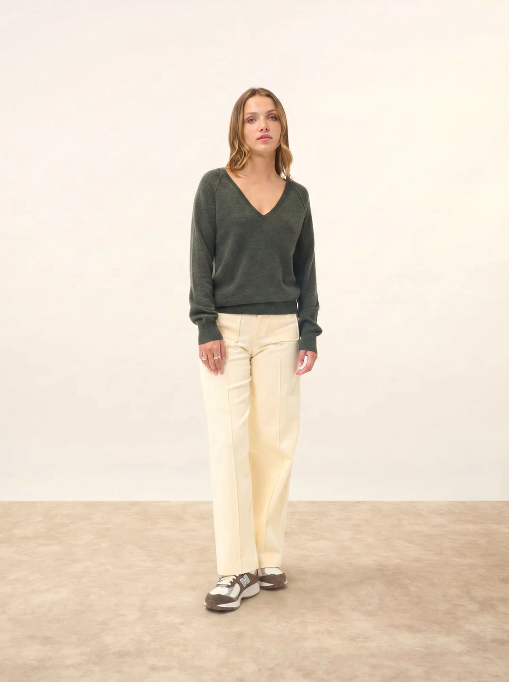 PHOEBE Pullover V-Ausschnitt Khaki meliert