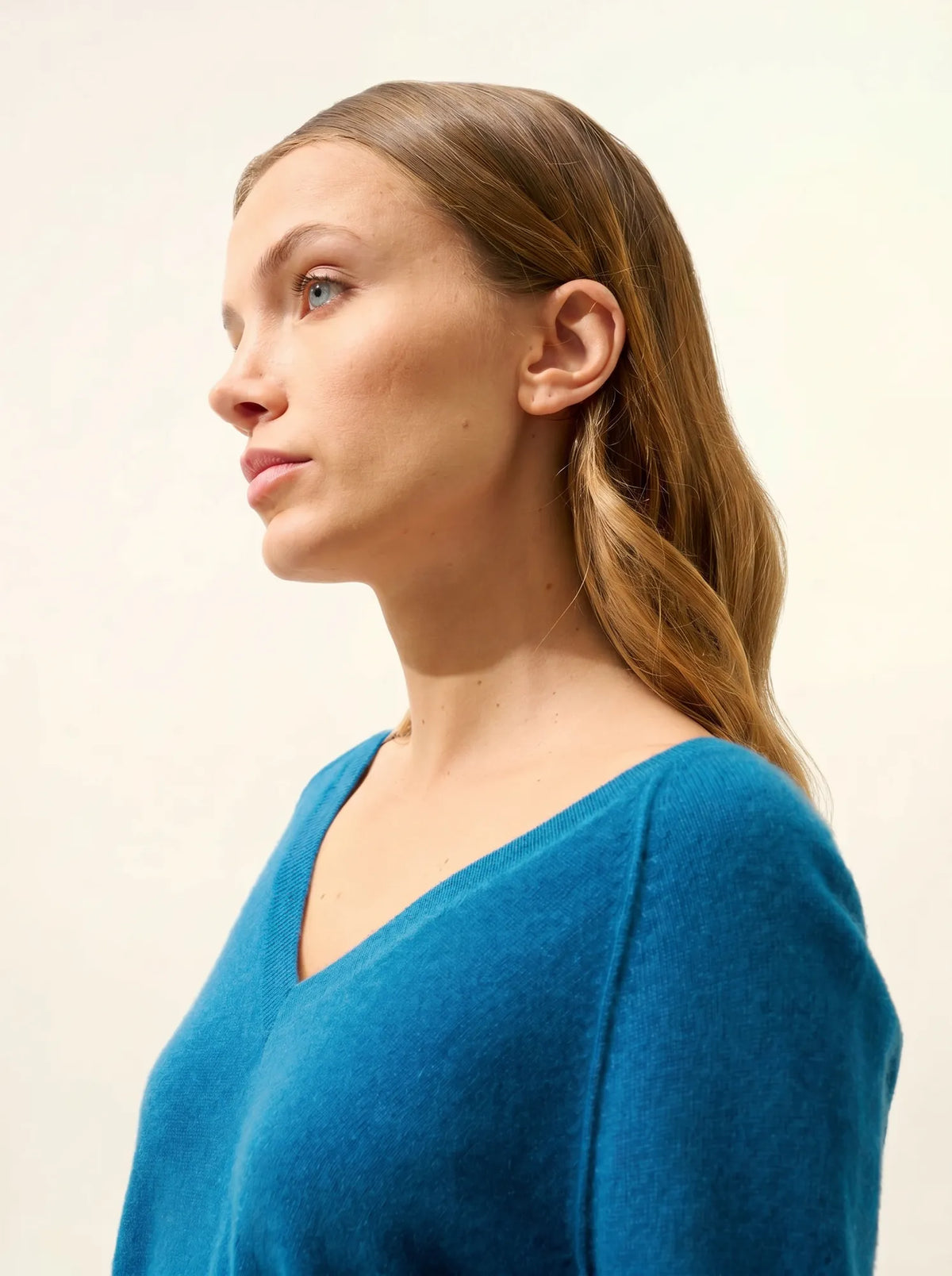 PHOEBE Pullover V-Ausschnitt Pfauenblau