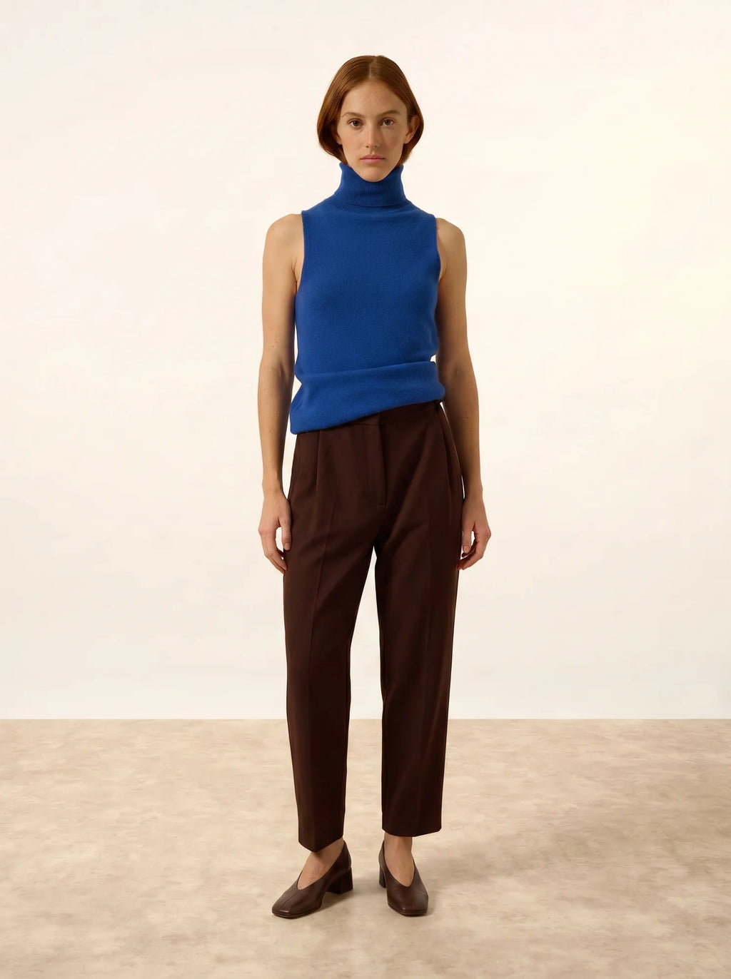 VIOLET Pull Col Roulé sans Manches Outremer