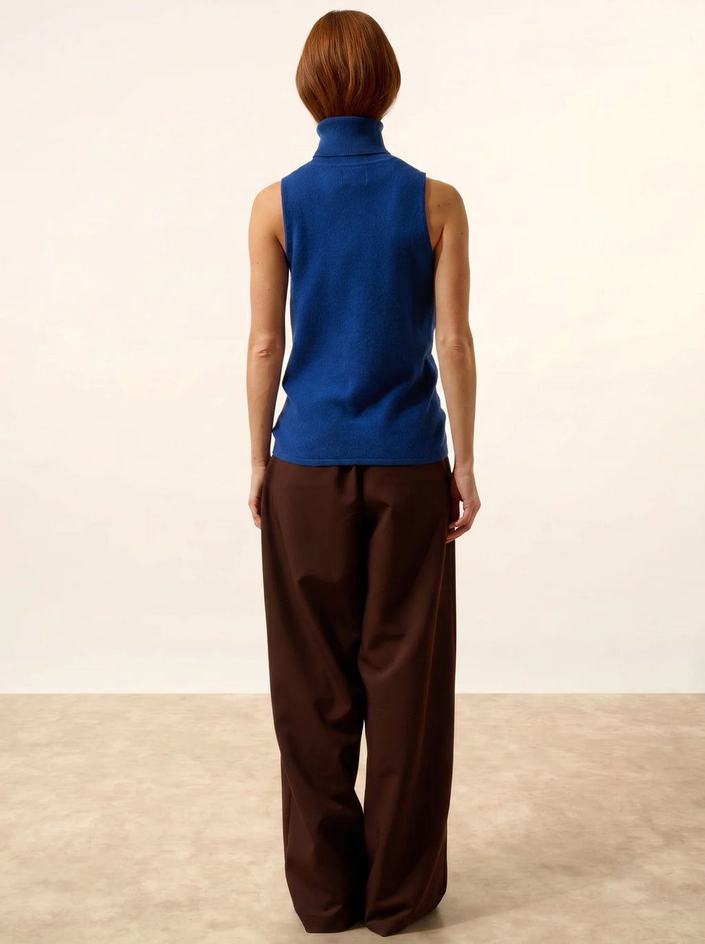 VIOLET Pull Col Roulé sans Manches Outremer