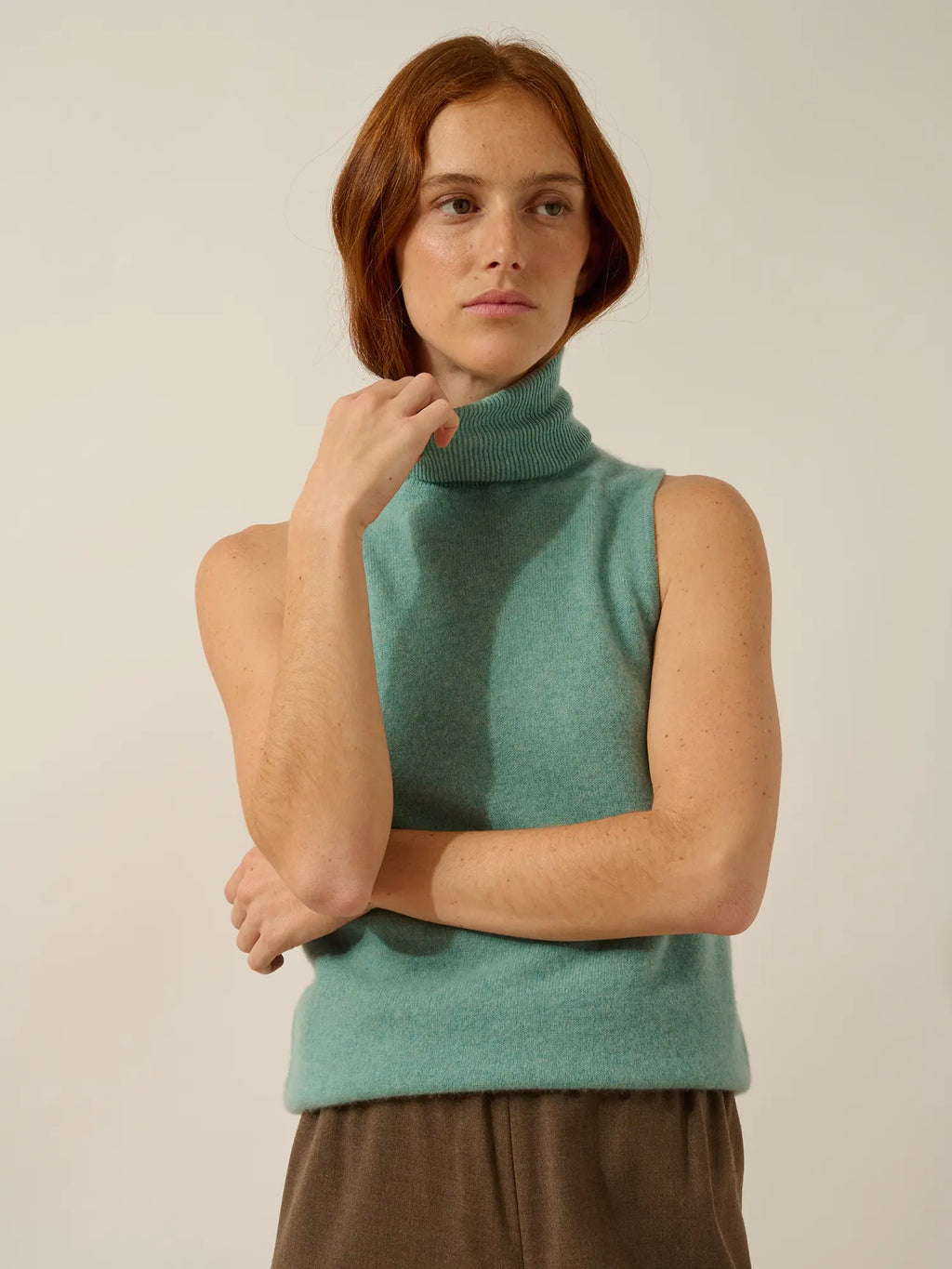 VIOLET Pull Col Roulé sans Manches Vert Chiné