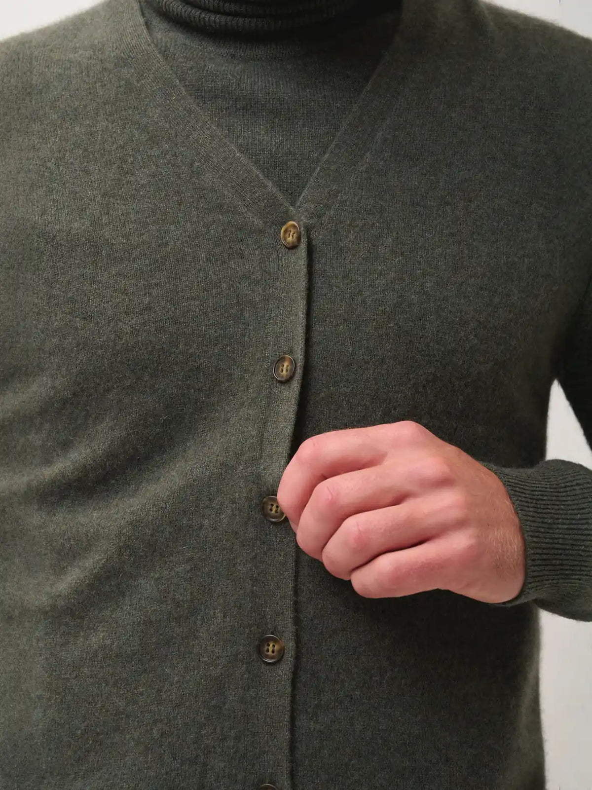 LANA Cardigan Col V sans Manches Kaki Chiné