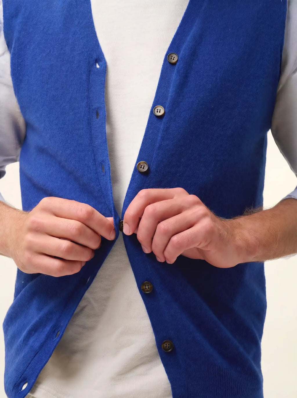 LANA Cardigan V-Neck Sleeveless Ultramarine