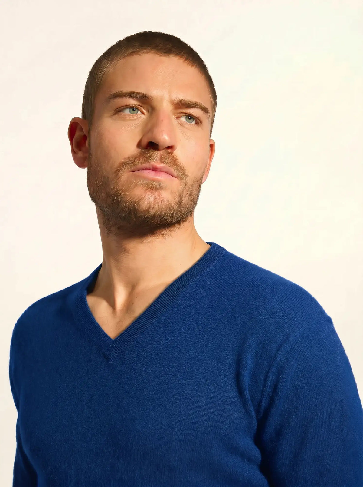 TOM Sweater V-Neck Ultramarine