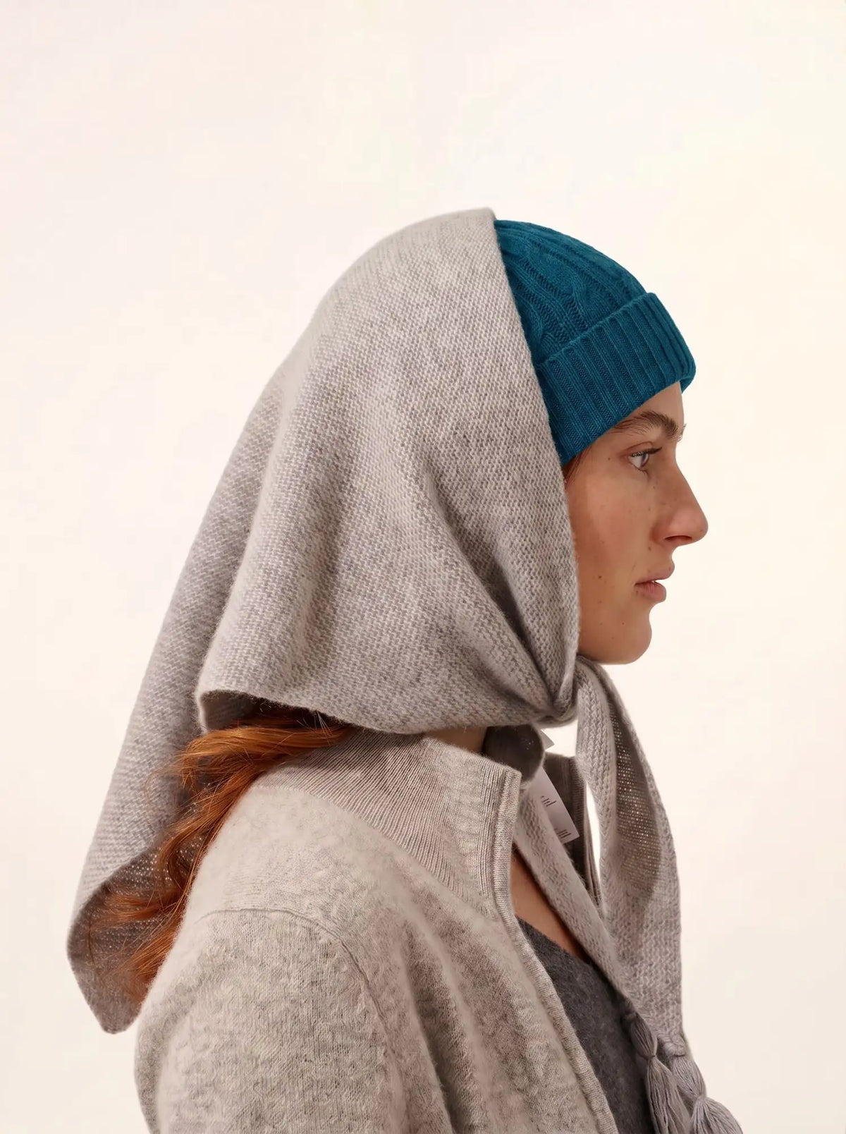 CLEO bonnet 4 fils paon