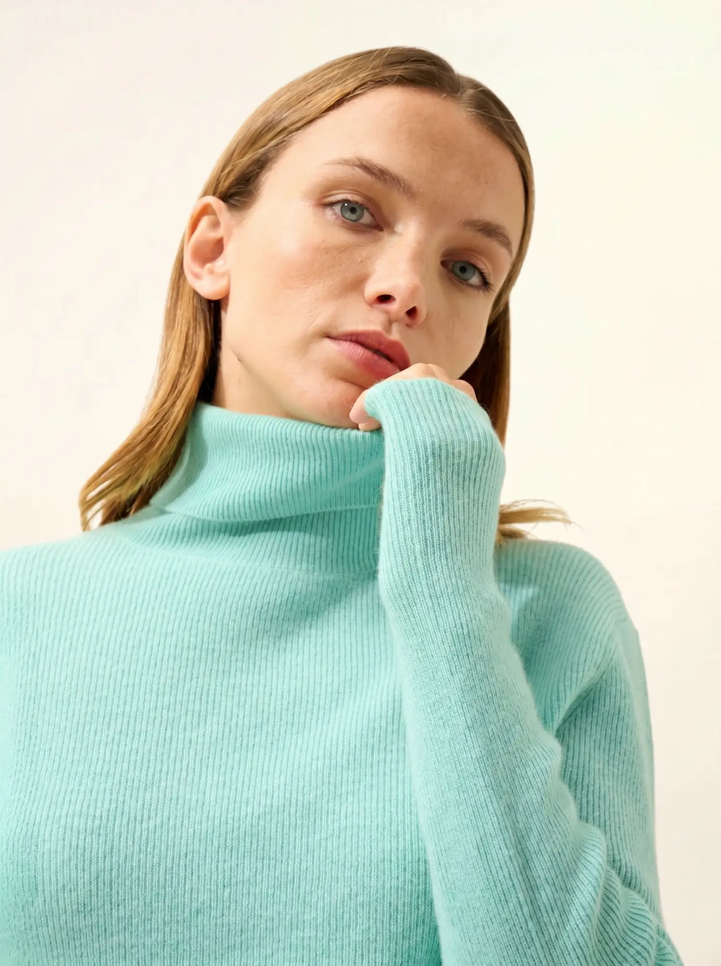 LANAIS Sweater Turtleneck Jade