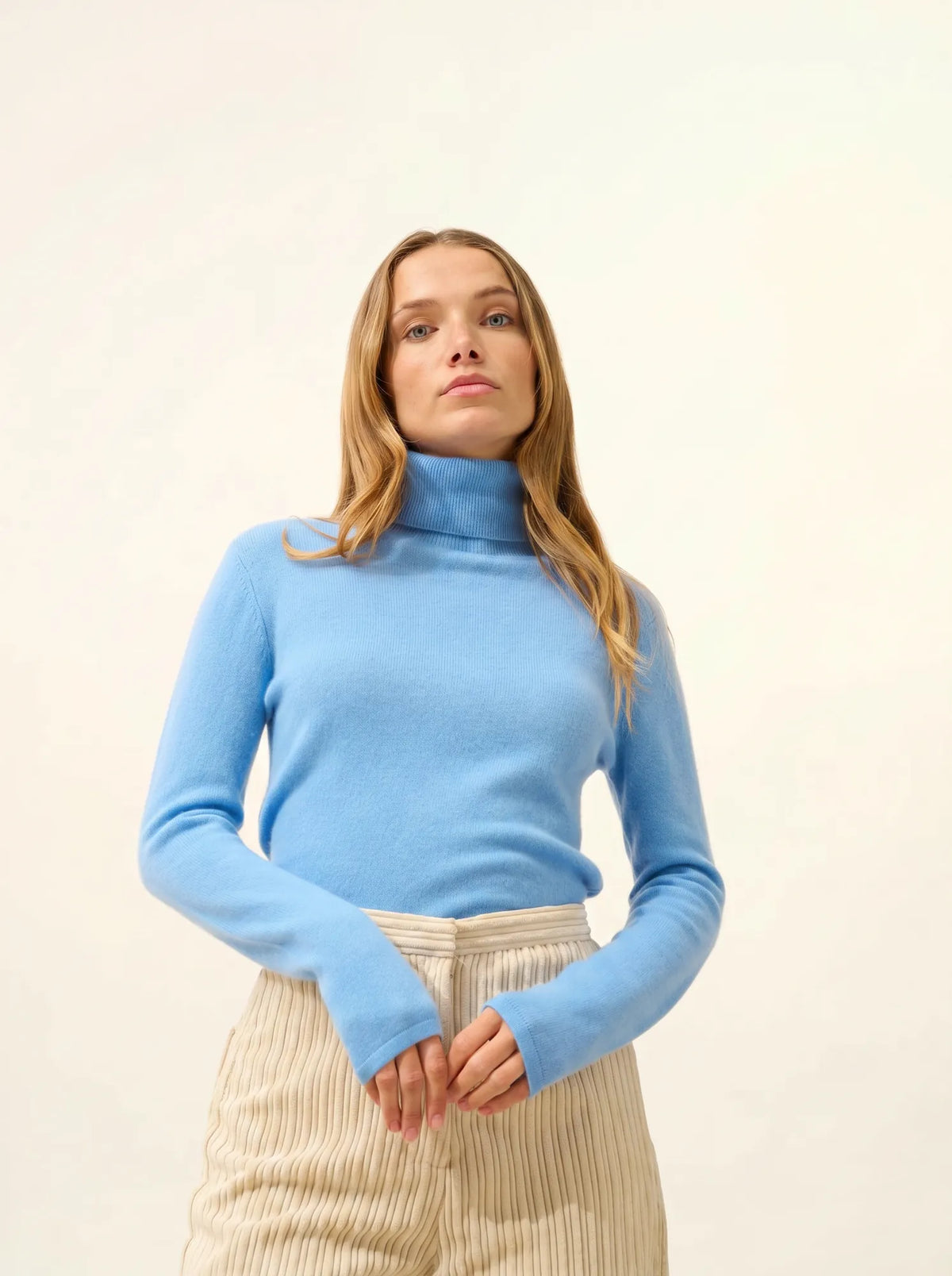 AVA Pull Col Roulé Bleu Bébé