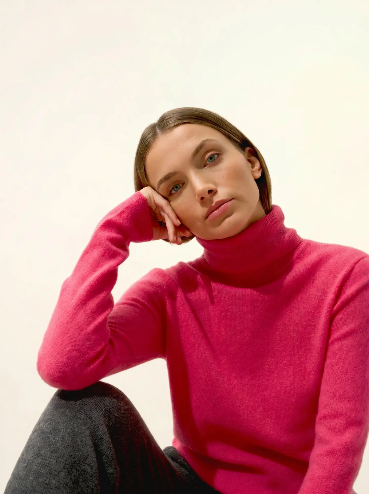 AVA Pullover Rollkragen Erdbeerrot