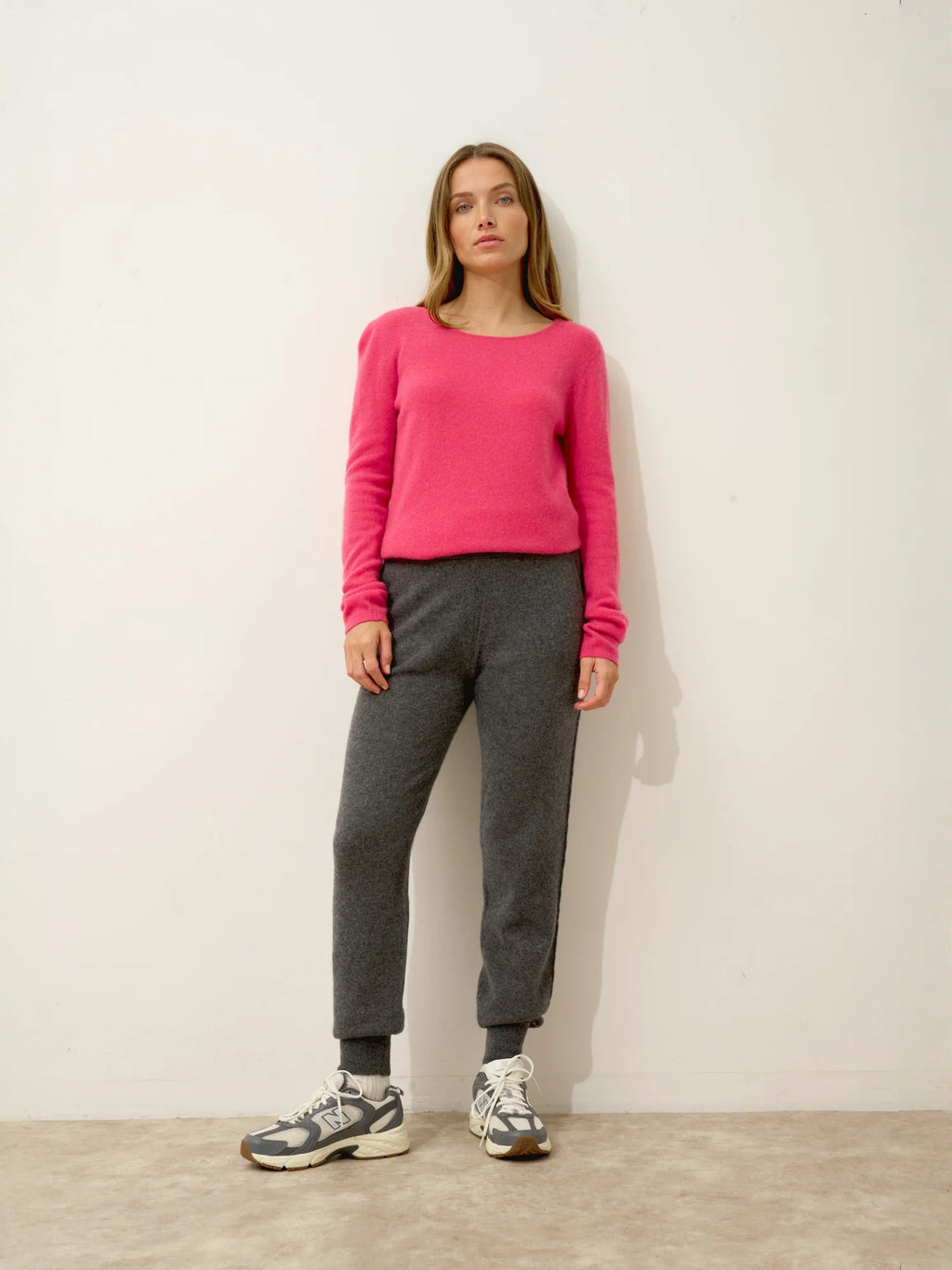 VIVIAN Pull Col Rond Fraise