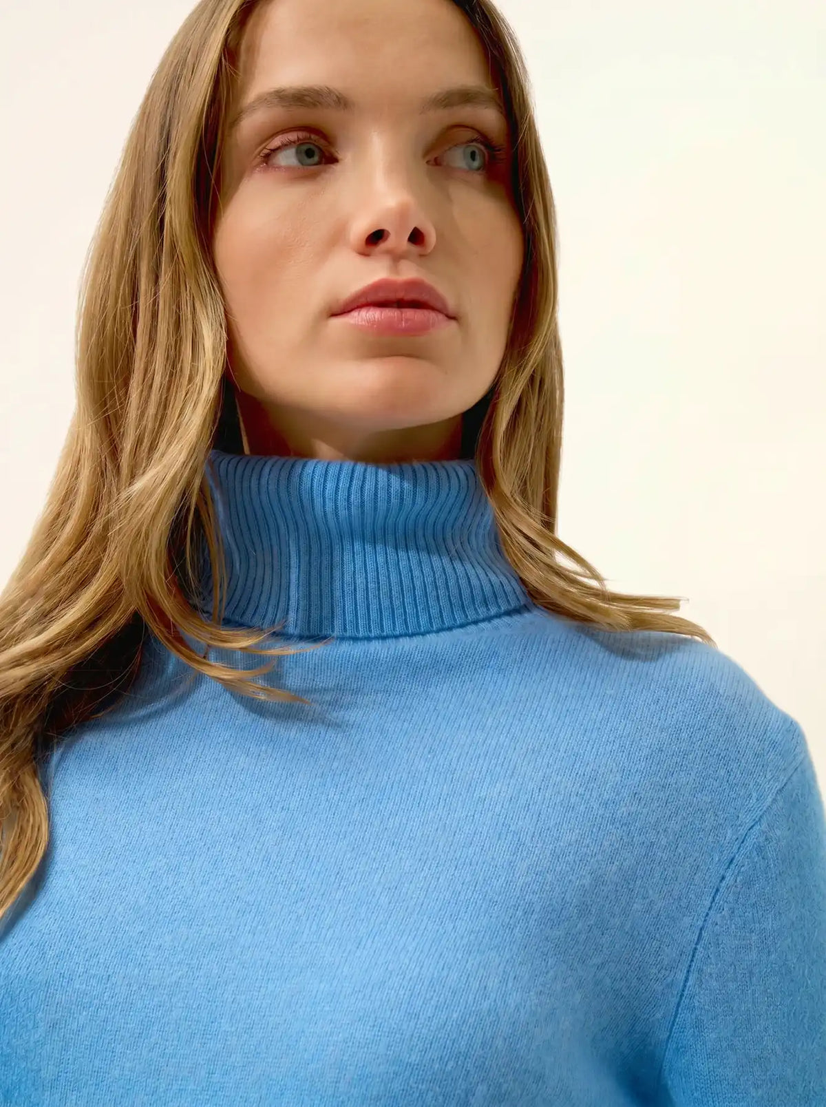 LEXIE Pull Col Roulé Bleu Bébé