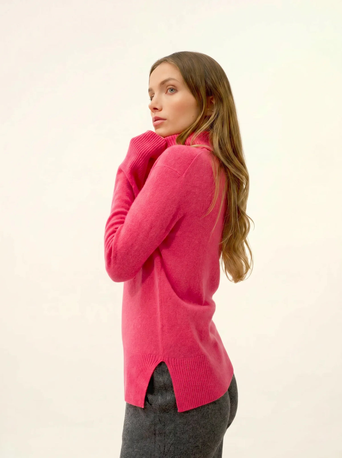LEXIE Pull Col Roulé Fraise