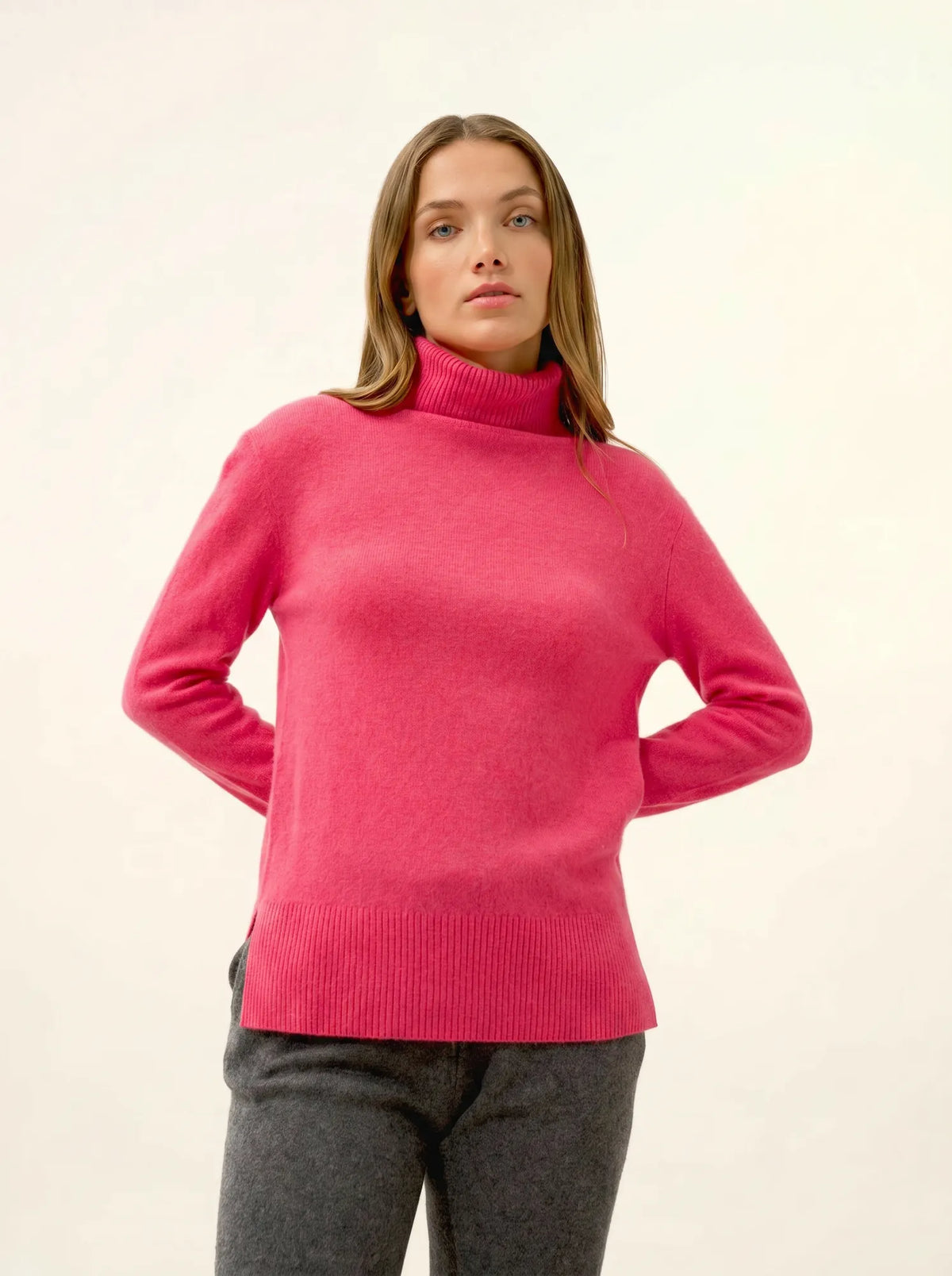 LEXIE Pull Col Roulé Fraise
