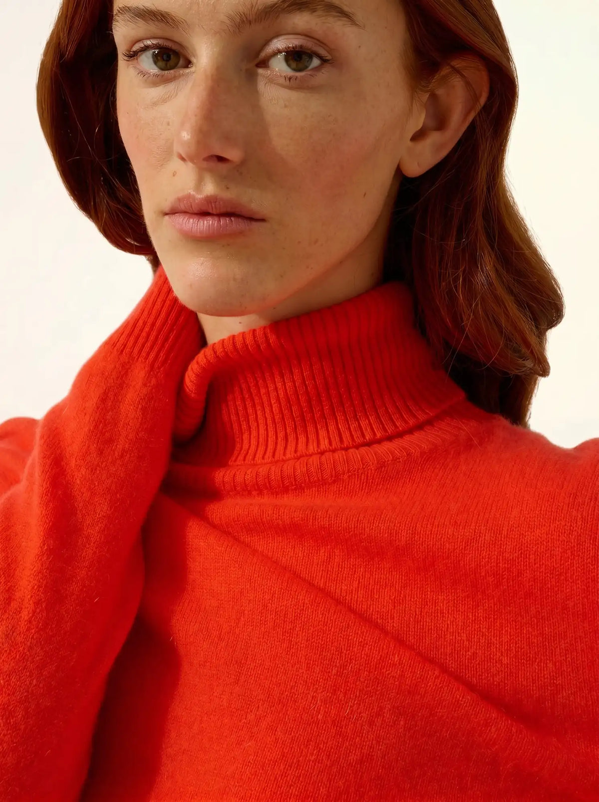 LEXIE Pull Col Roulé Orange