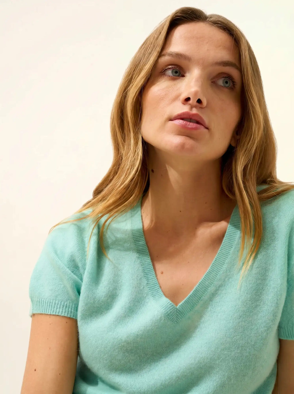 GLAMIS T-Shirt V-Neck Jade