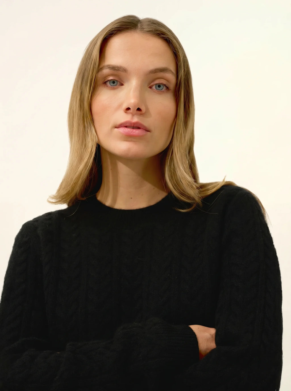 ALICE Pull Col Rond 4 Fils Noir
