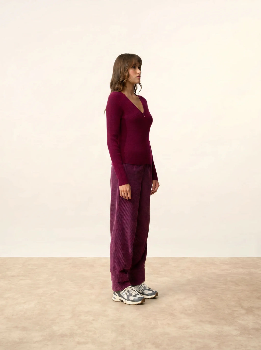 ZION Vest Zipped V-Neck Burgundy