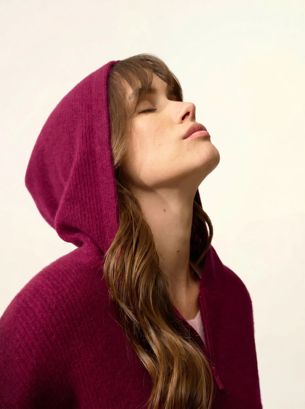 HELGA Vest Zipped Hooded Burgundy