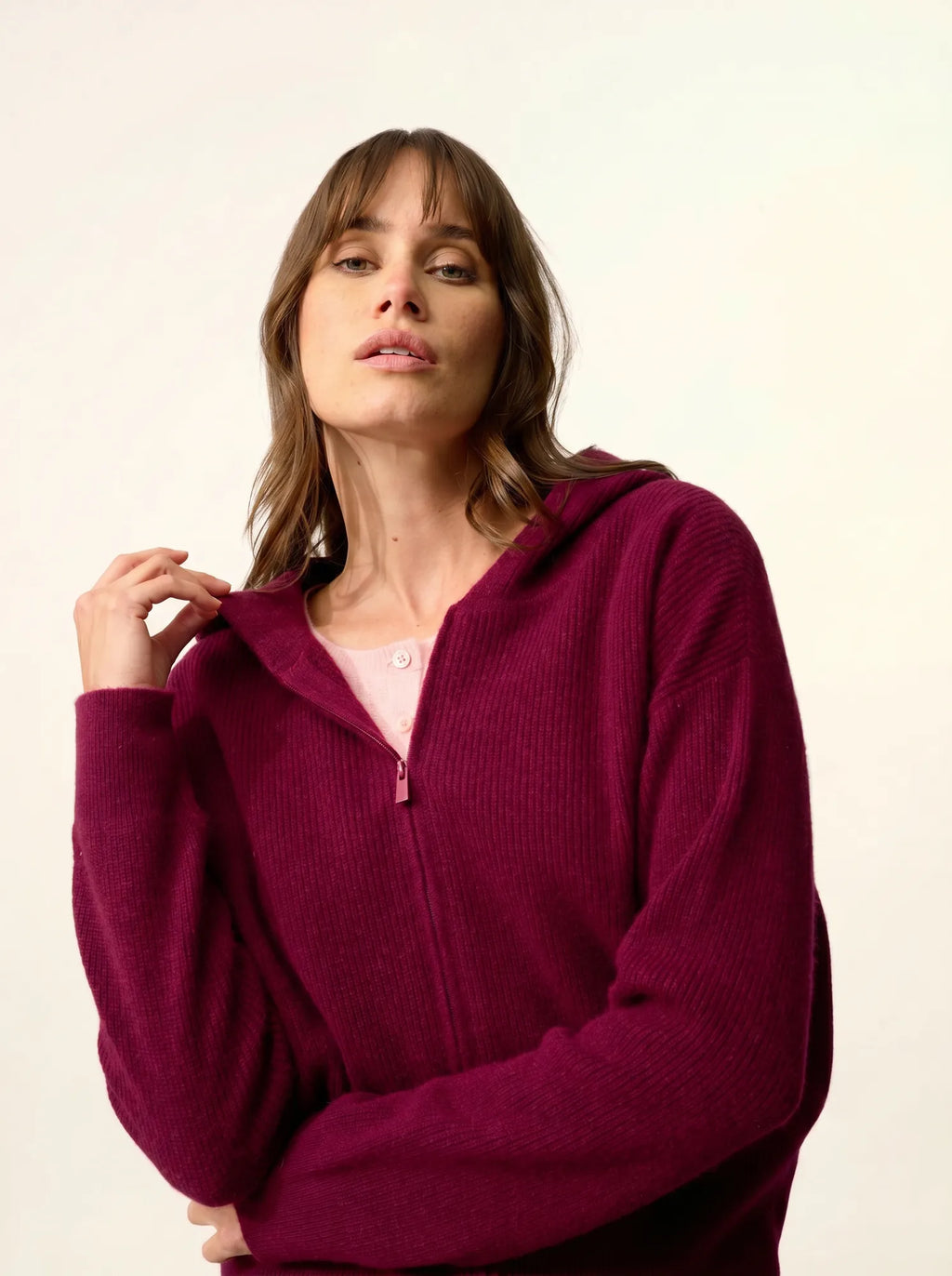 HELGA Vest Zipped Hooded Burgundy