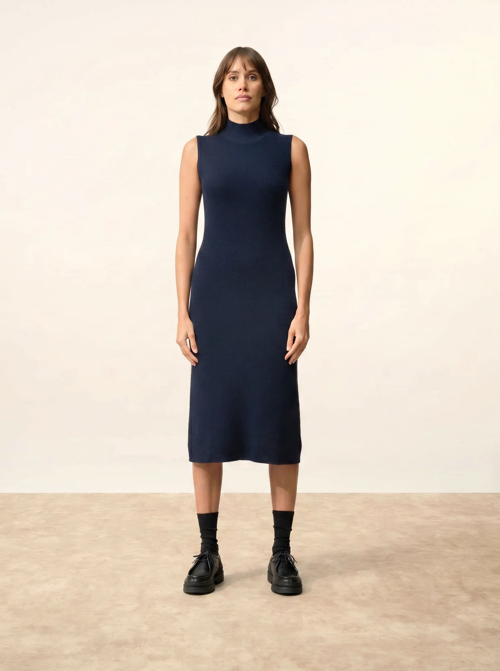 LOTTIE Robe Col Montant sans Manches Bleu Marine