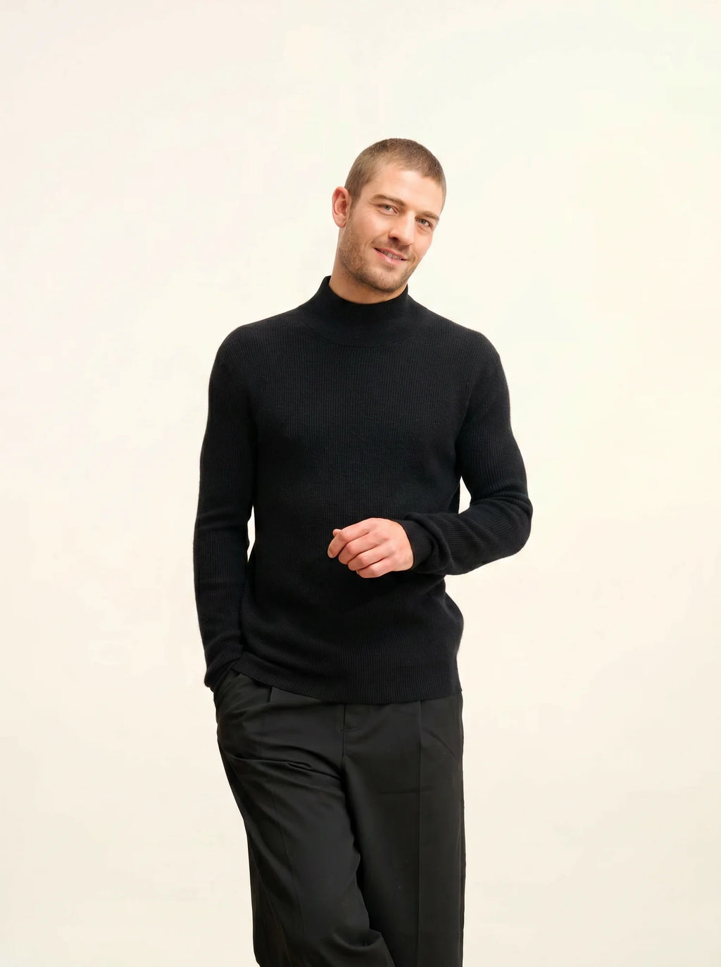 EVA Pull Col Montant Noir