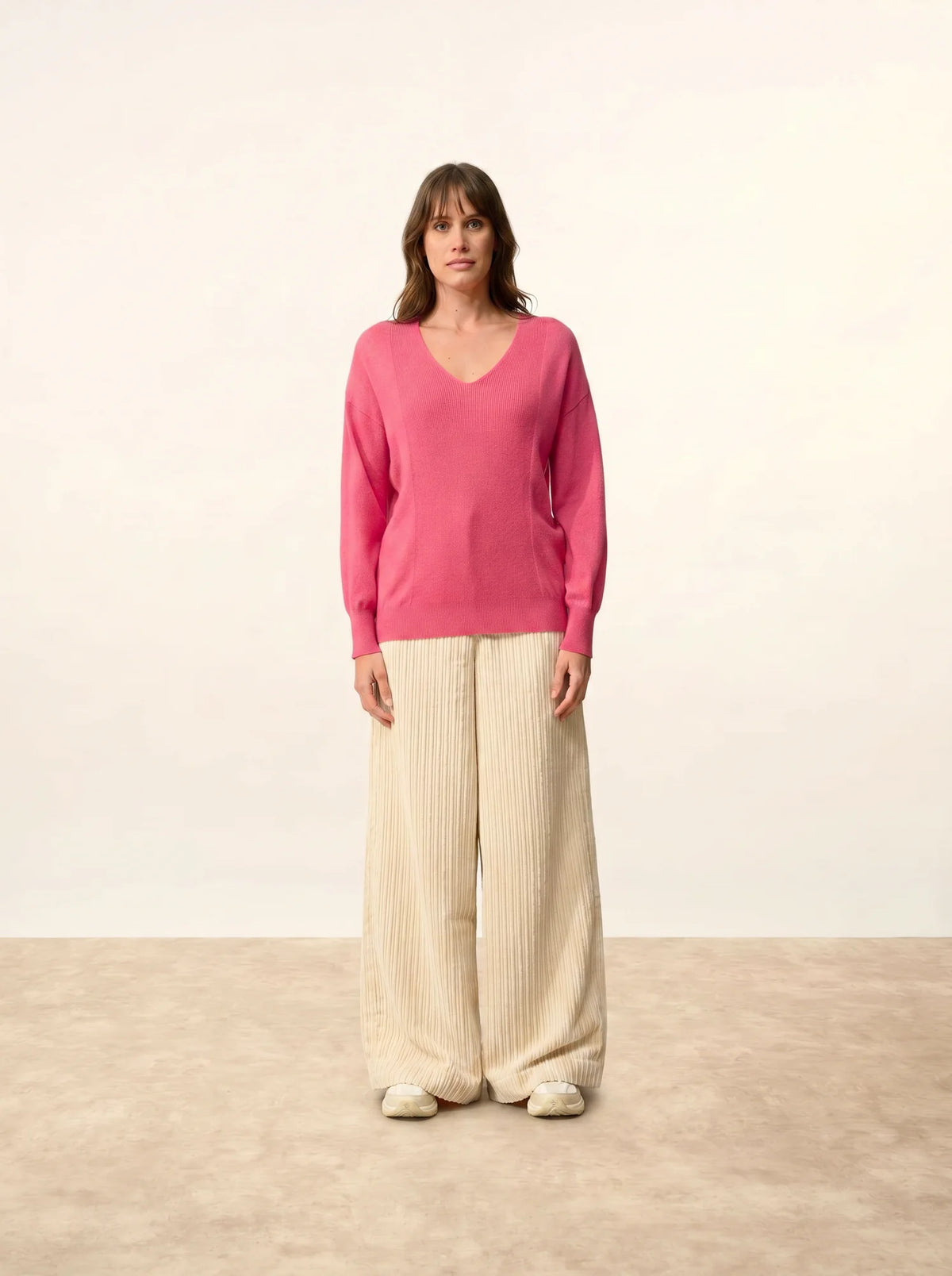 BIRSE Pullover V-Ausschnitt Erdbeerrot