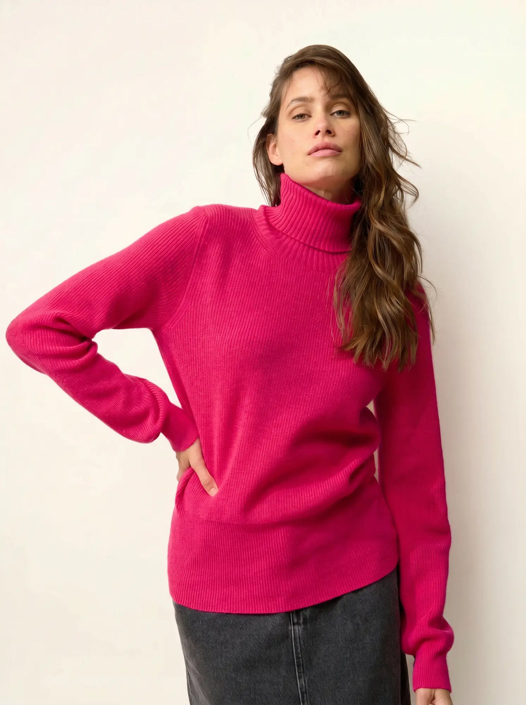 BILL Pull Col Roulé Fuchsia