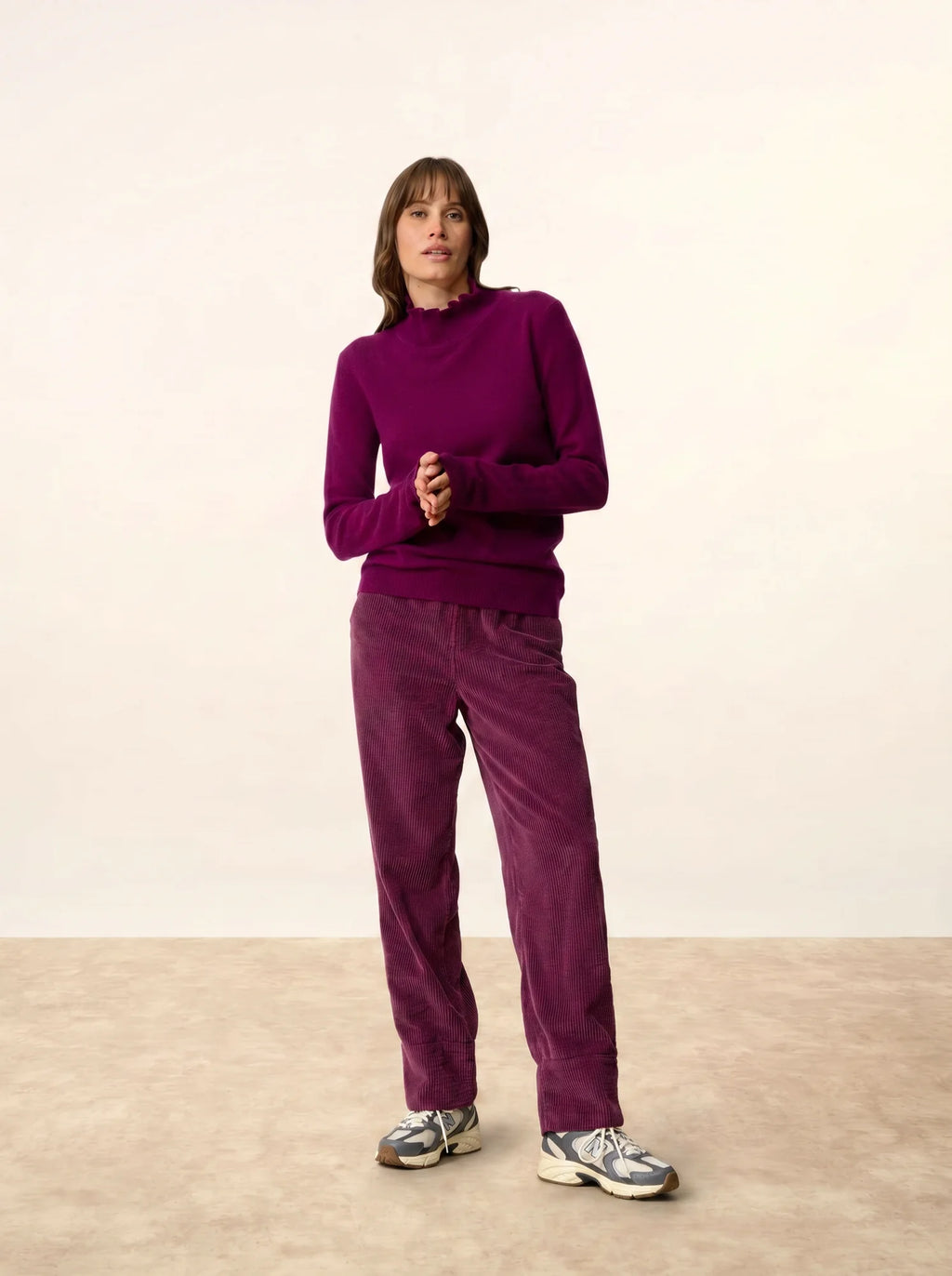 TRILA Pullover Stehkragen Volant Pflaumenblau