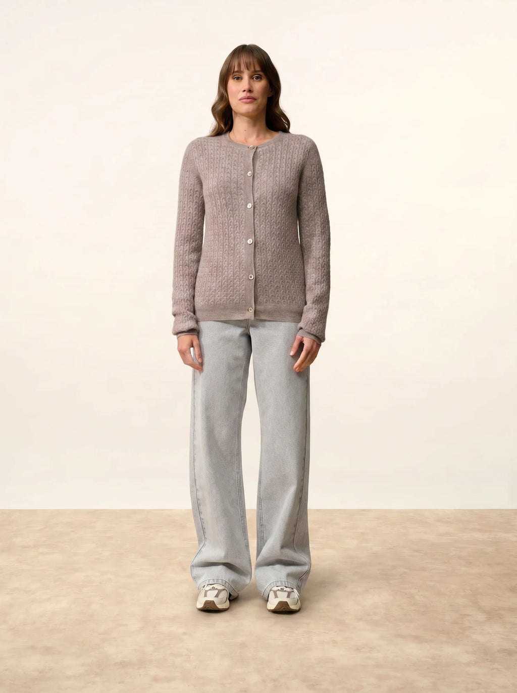 LAURA Strickjacke Rundhalsausschnitt Caribou meliert