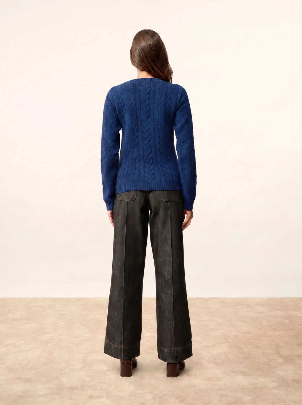OLIVIA Sweater Crew Neck 8 Ply Midnight