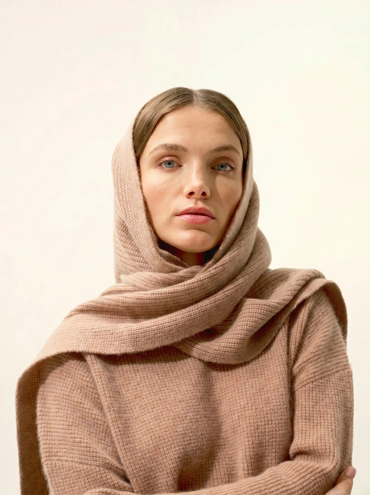 LEA Scarf 4 Ply Heather Camel