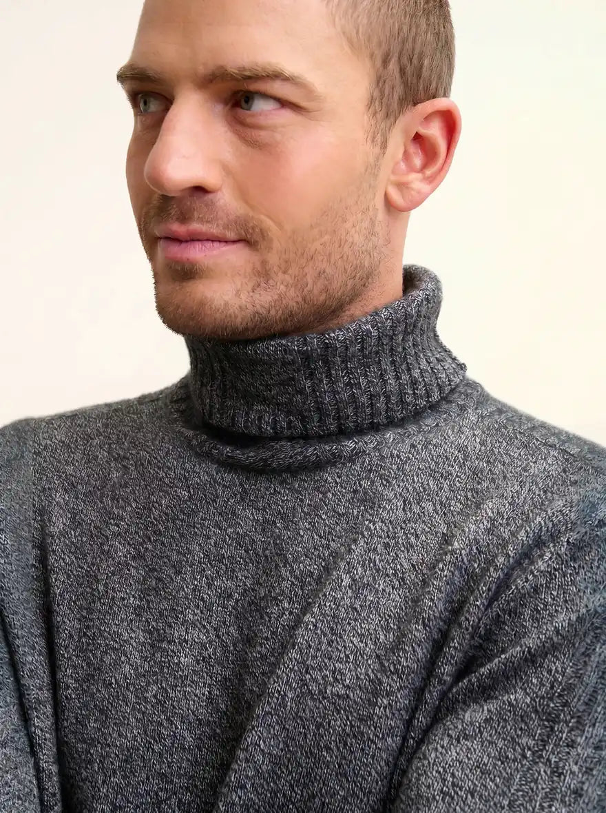 NOI Pull Col Roulé 4 Fils Noir et Blanc