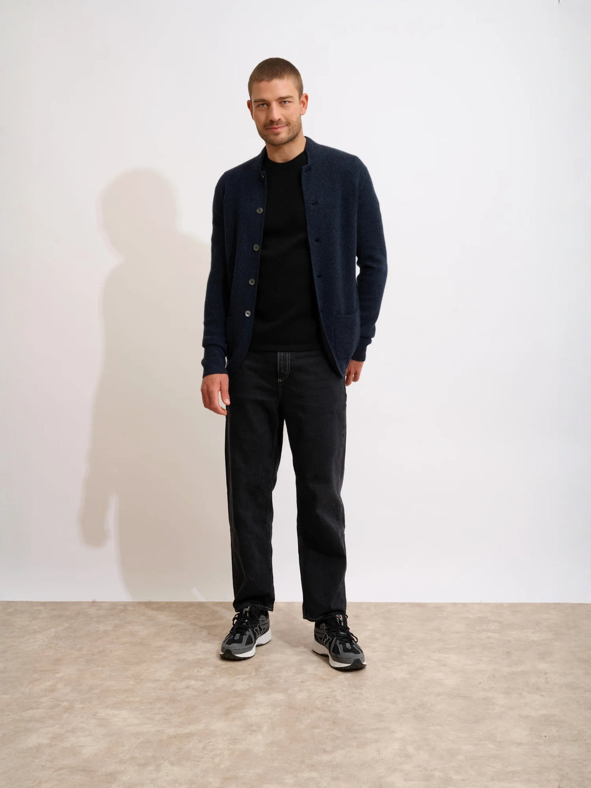 ANNA Veste Boutonnée Col Mao Caviar