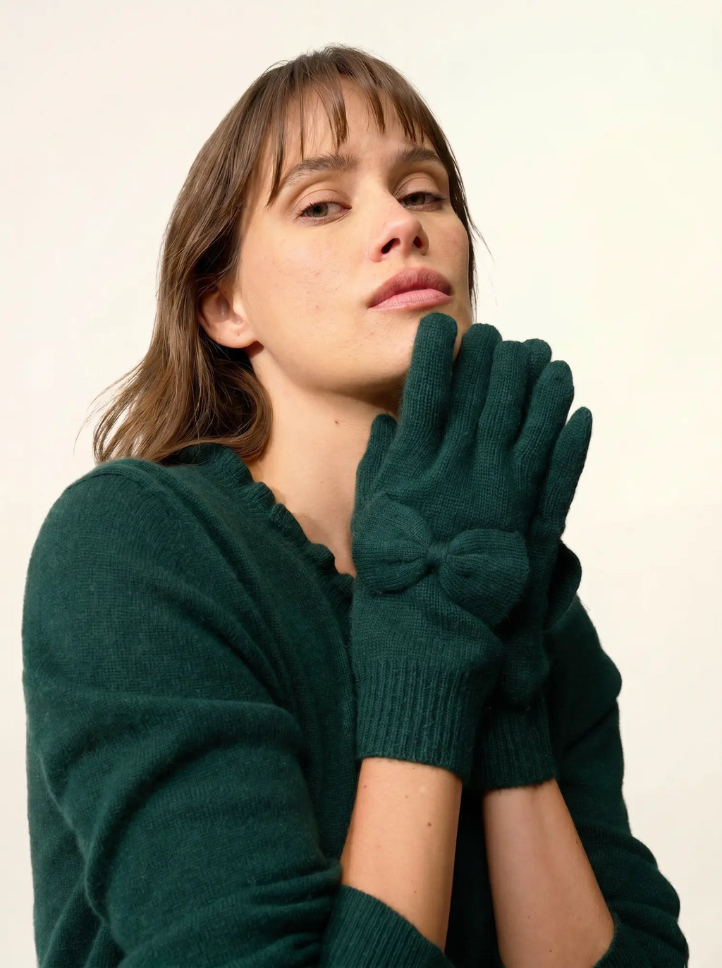 LUCY Handschuhe 4-fädig Zypressengrün