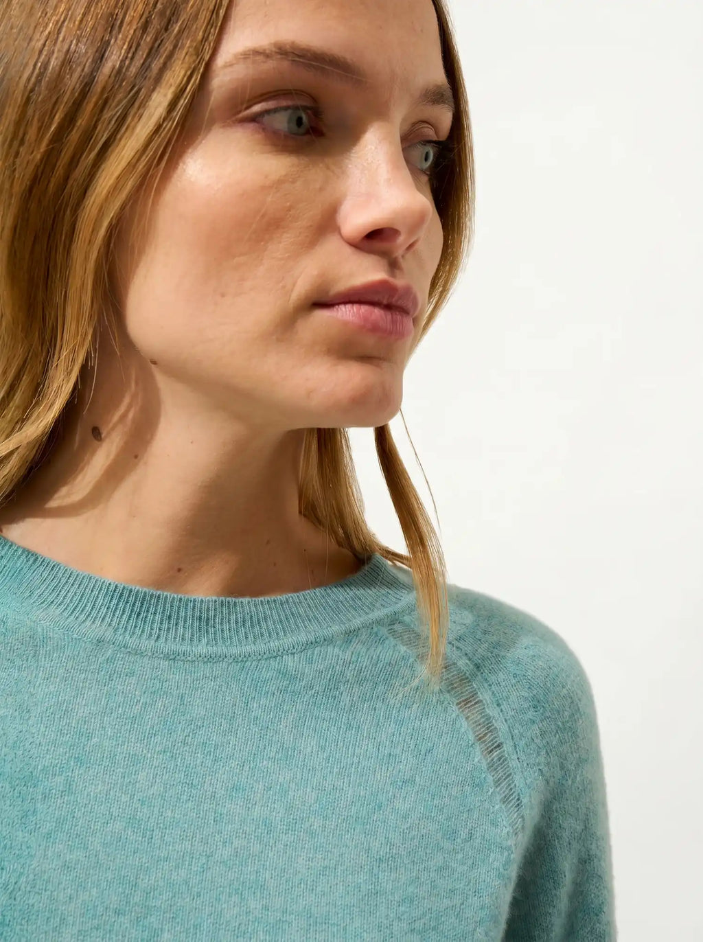 NORENA Sweater Crew Neck Heather Green