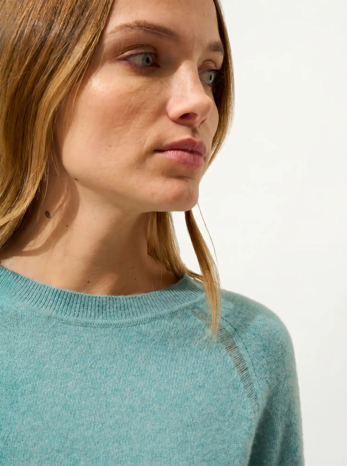 NORENA Sweater Crew Neck Heather Green