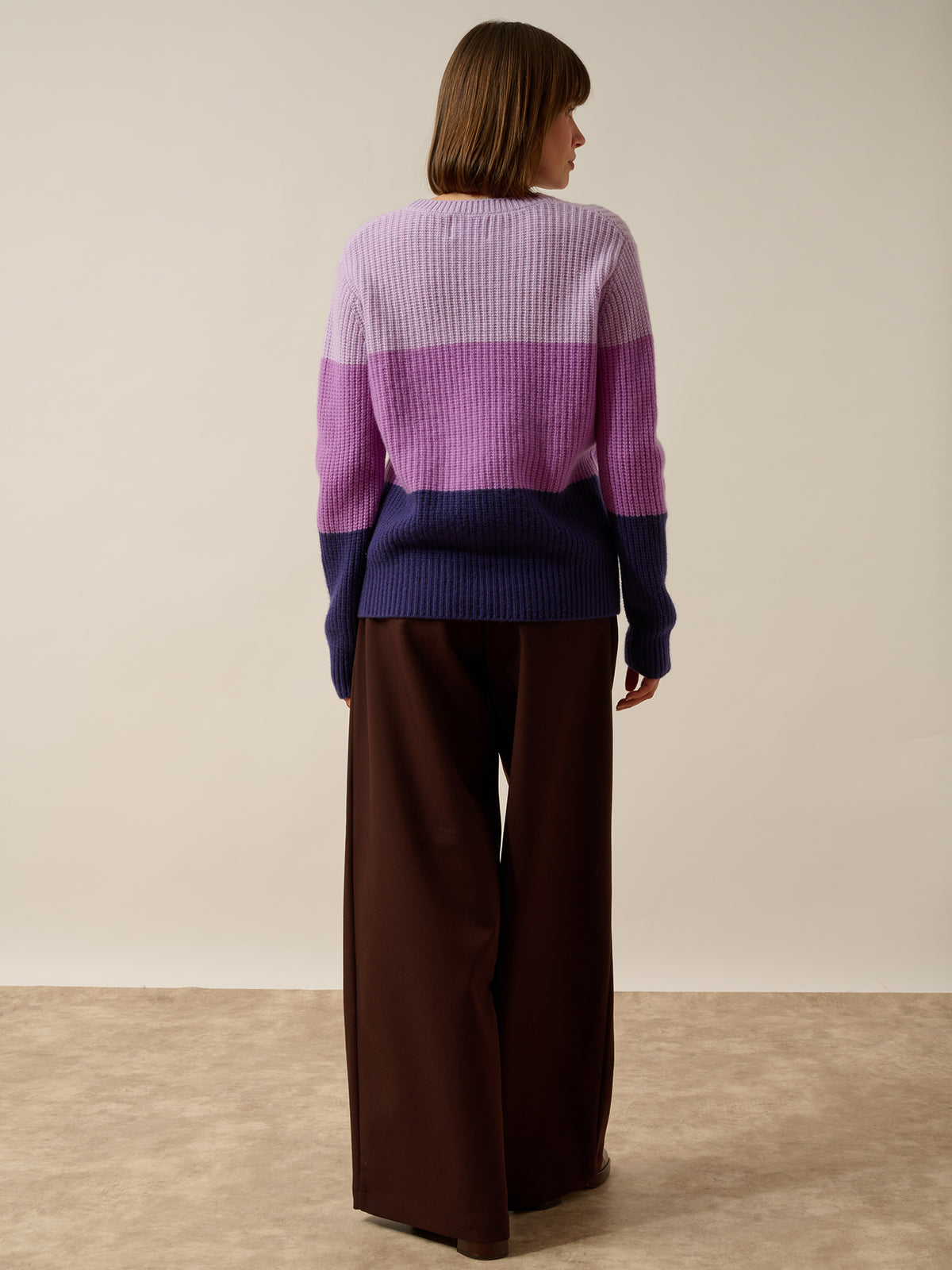 ILYANA Sweater Crew Neck 6 Ply tricolor