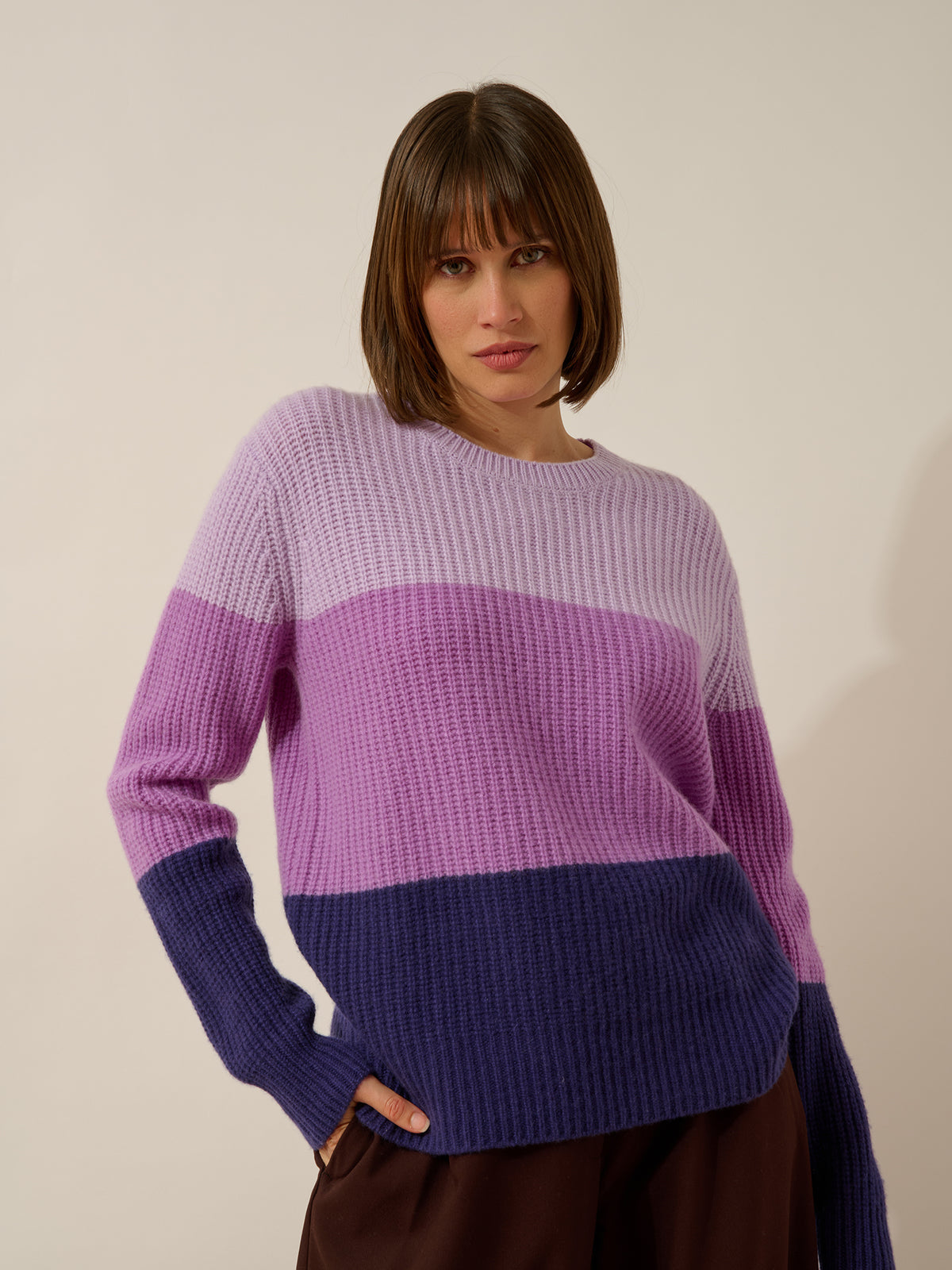 ILYANA Sweater Crew Neck 6 Ply tricolor
