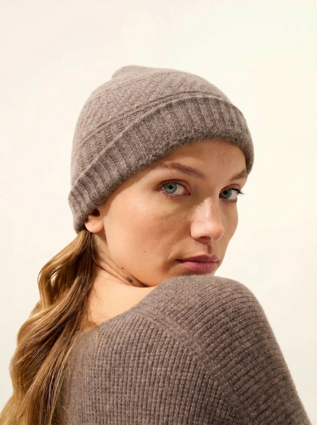 EMBER Bonnet 4 Fils Taupe Chiné